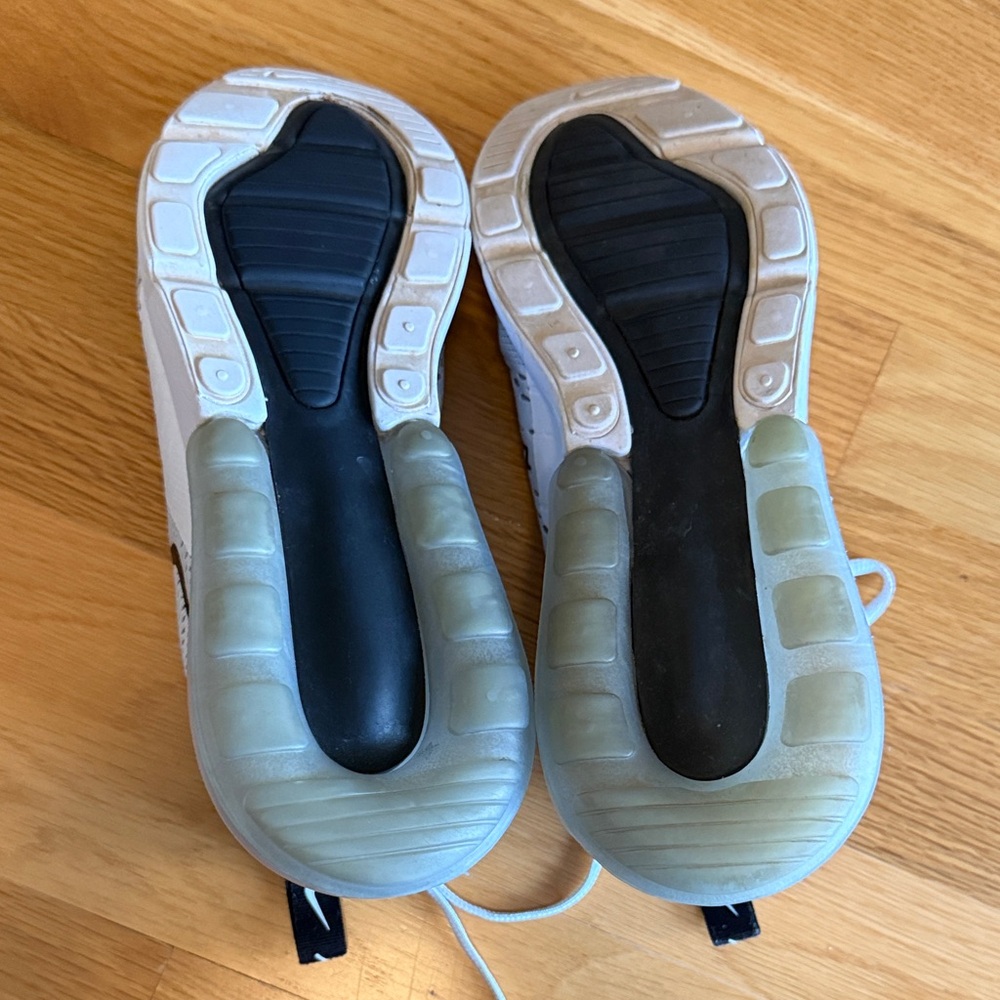 Nike Air Max 270 White Black Light Blue Athletic Shoes - Picture 4 of 4